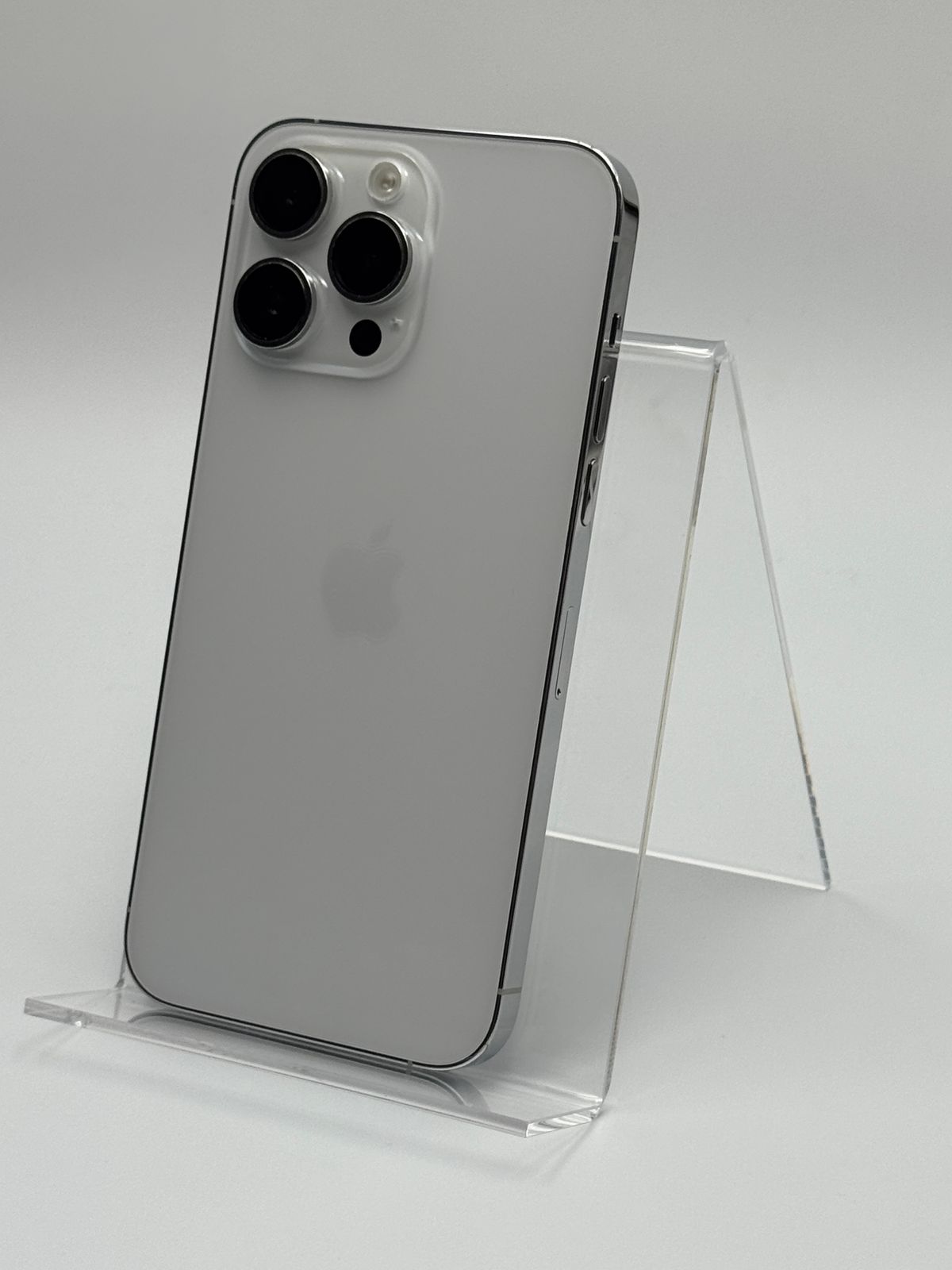 Apple iPhone 14 Pro シルバー 128GB バッテリー82% Apple iPhone 14 Pro シルバー 128GB バッテリー82%