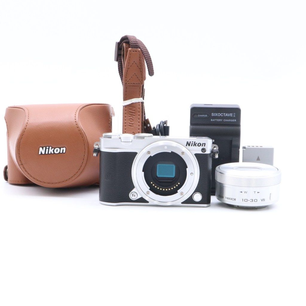 極上品】 Nikon 1 J5 標準パワーズームレンズキット シルバー 10-30mm