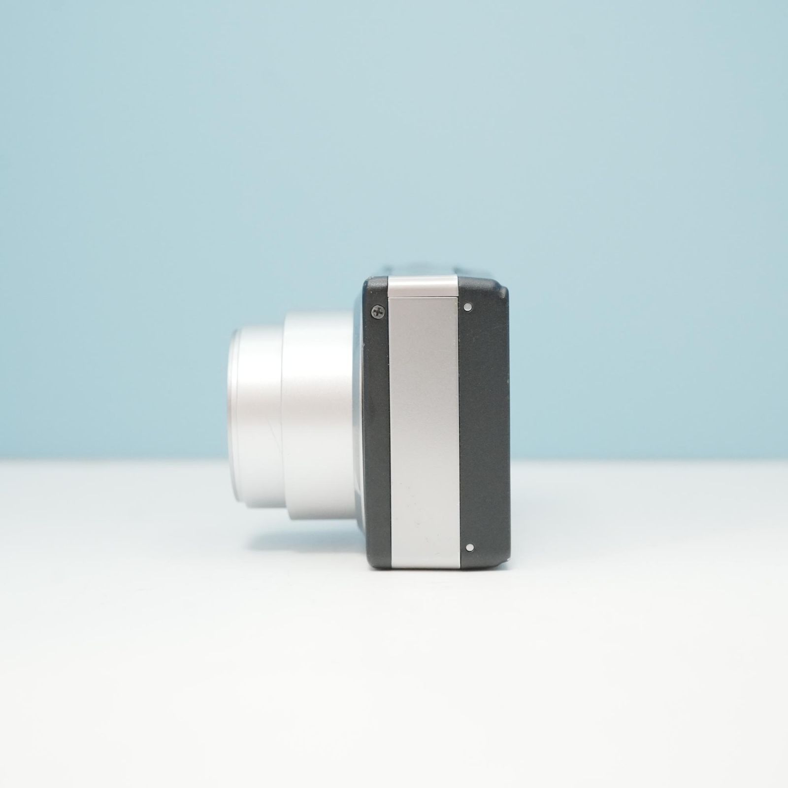 RICOH Caplio R4 デジカメ スマホ転送OK フルセット 美品 a5679 - メルカリ