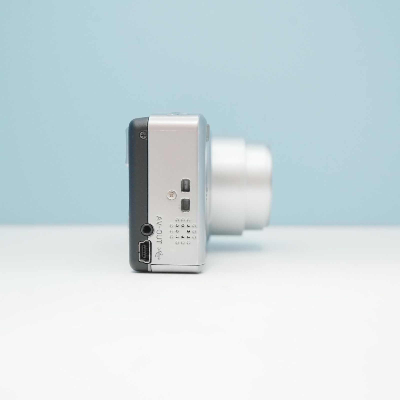 RICOH Caplio R4 デジカメ スマホ転送OK フルセット 美品 a5679 - メルカリ