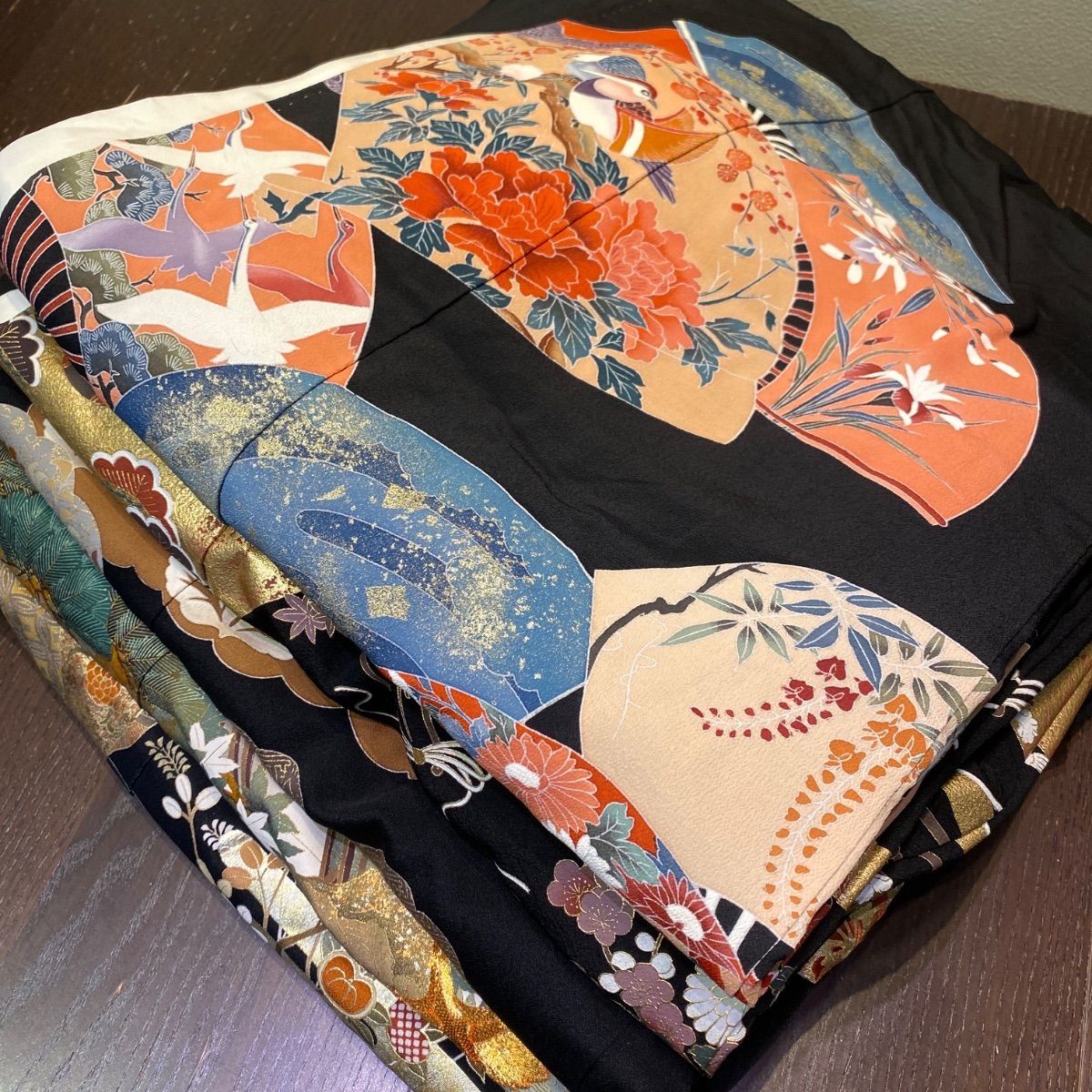 まとめ売り】正絹留袖5枚 リメイク素材 ハンドメイド向け - メルカリ