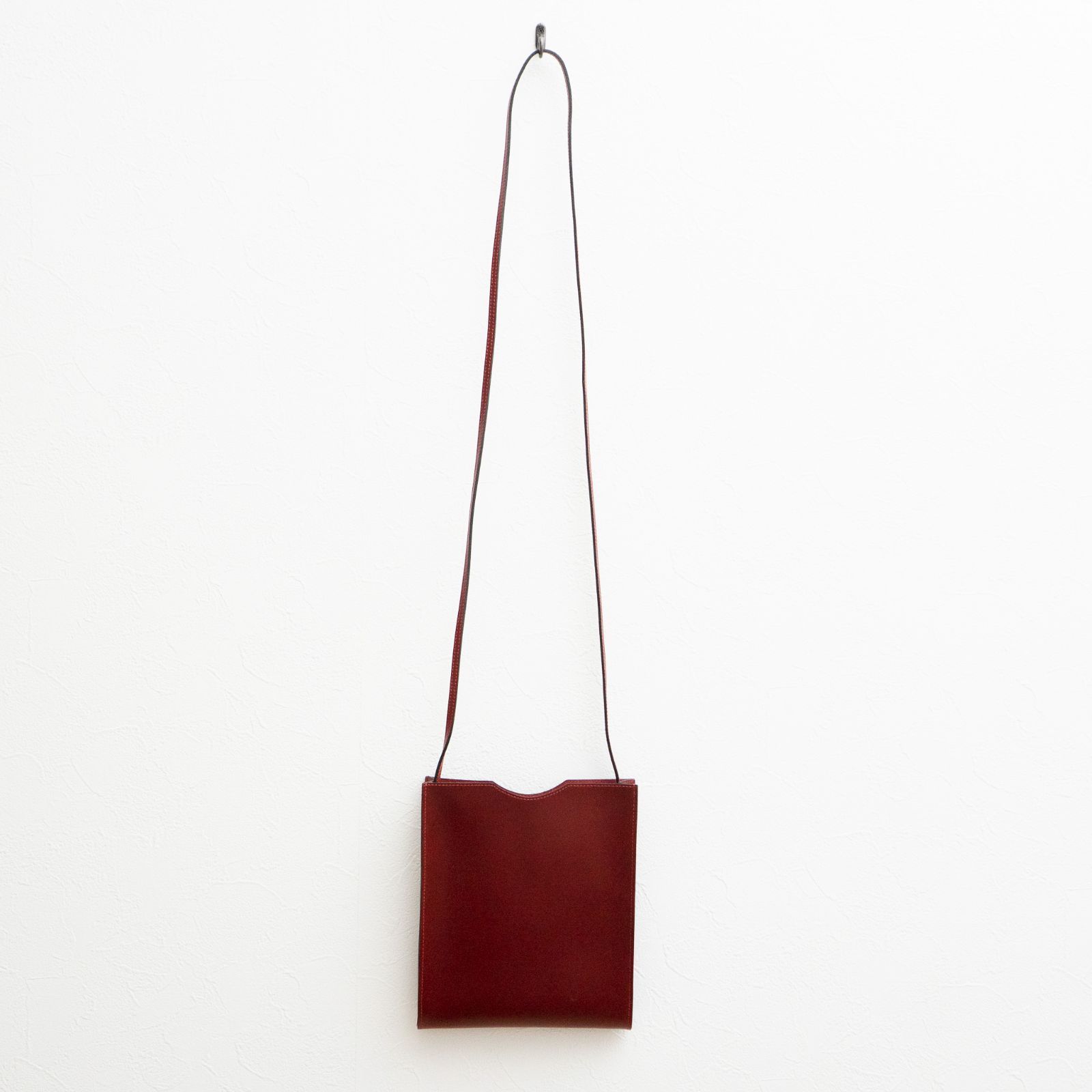 HERMES エルメス オニメトゥ ポシェット ボルドー 赤紫 ショルダー 