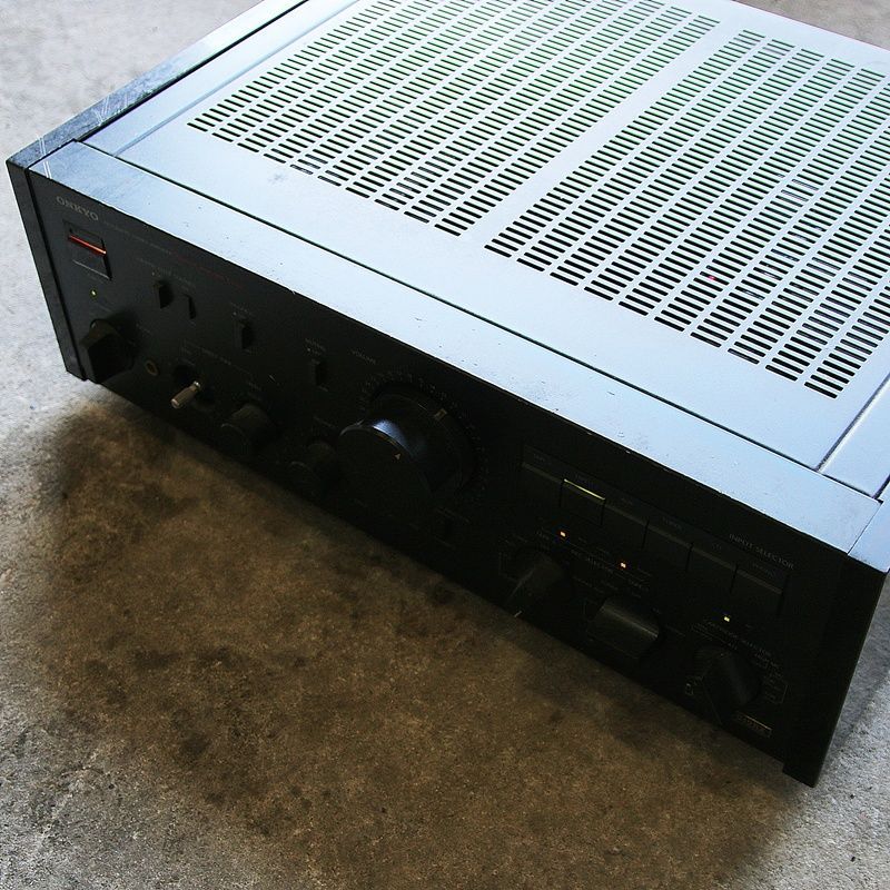 新潟発 オンキョー Integra A-819RX プリメインアンプ 音響機器