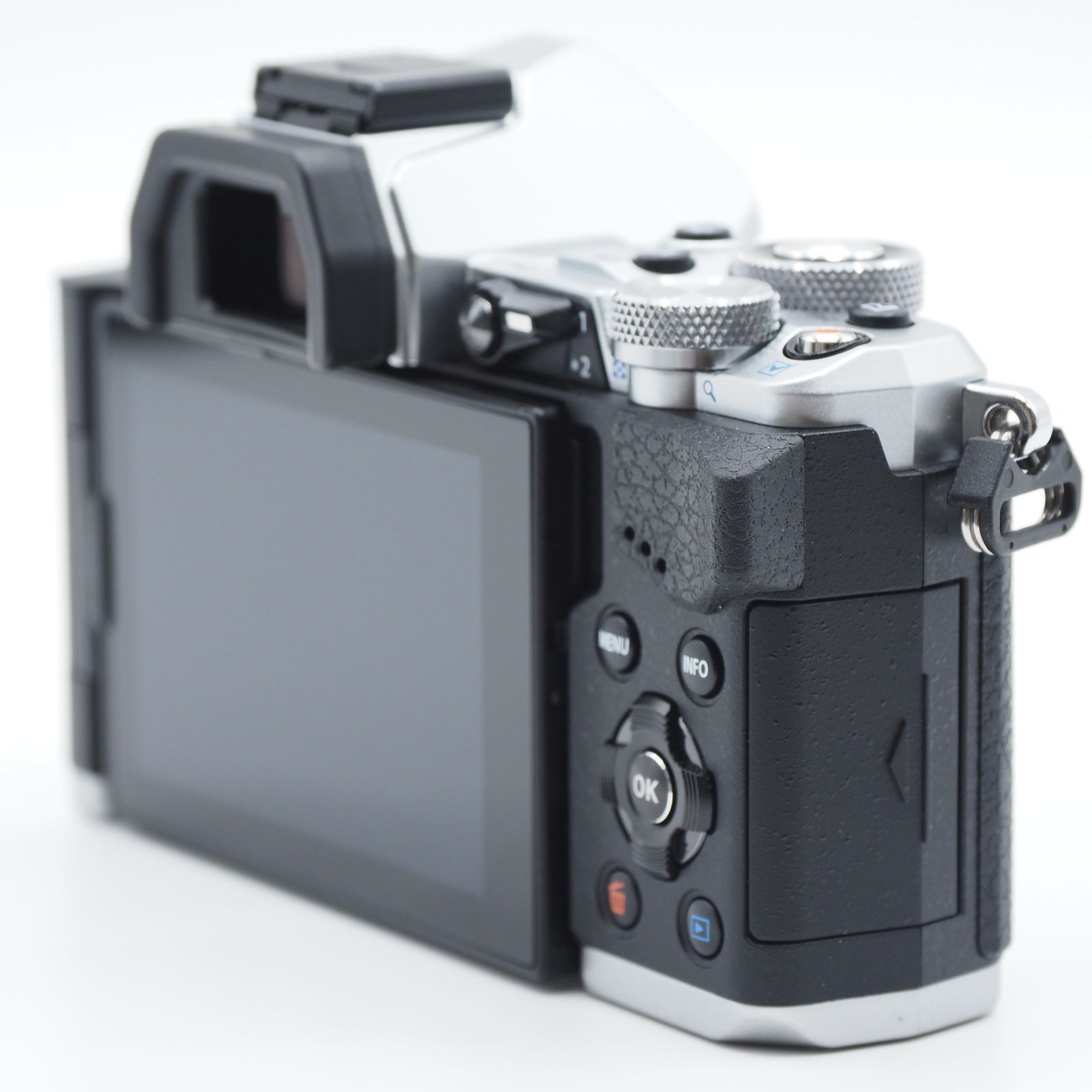 ショット数1,428回 OLYMPUS ミラーレス OM-D E-M5 MarkII ボディ