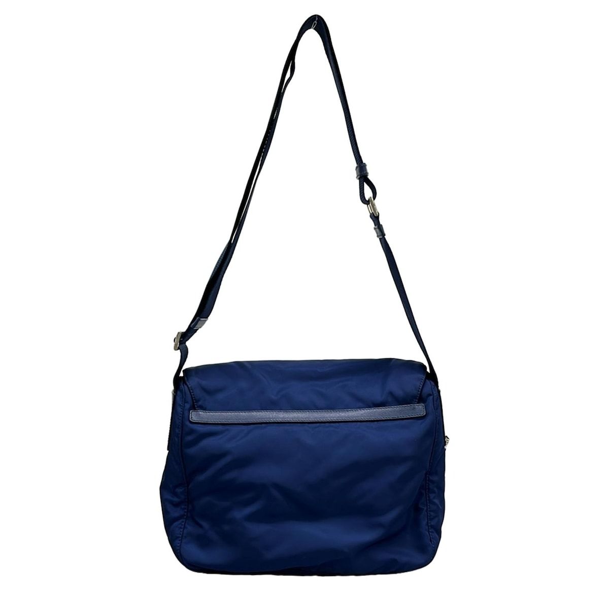 PRADA ネイビー レザー ショルダーバッグ PRADA(プラダ) ショルダーバッグ - ネイビー レザー - メルカリ