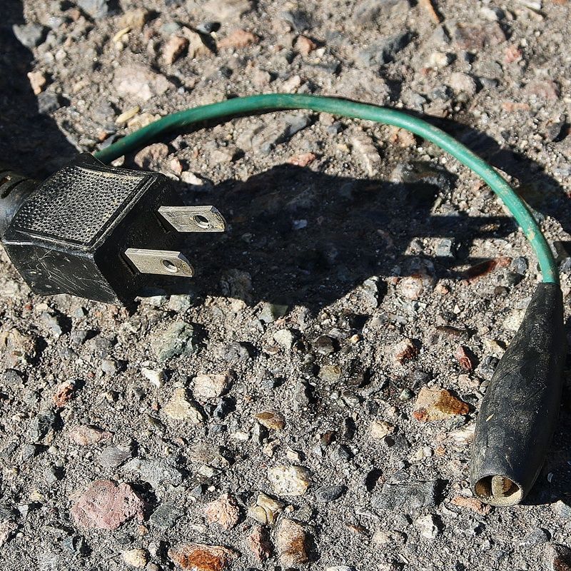  新潟発 完日立 軽搬形ベビコン PA 600 100 V 50 Hz エアーコンプレッサー 建築 大工 現場作業 HITACHI 工具 コンプレッサー エアーツール