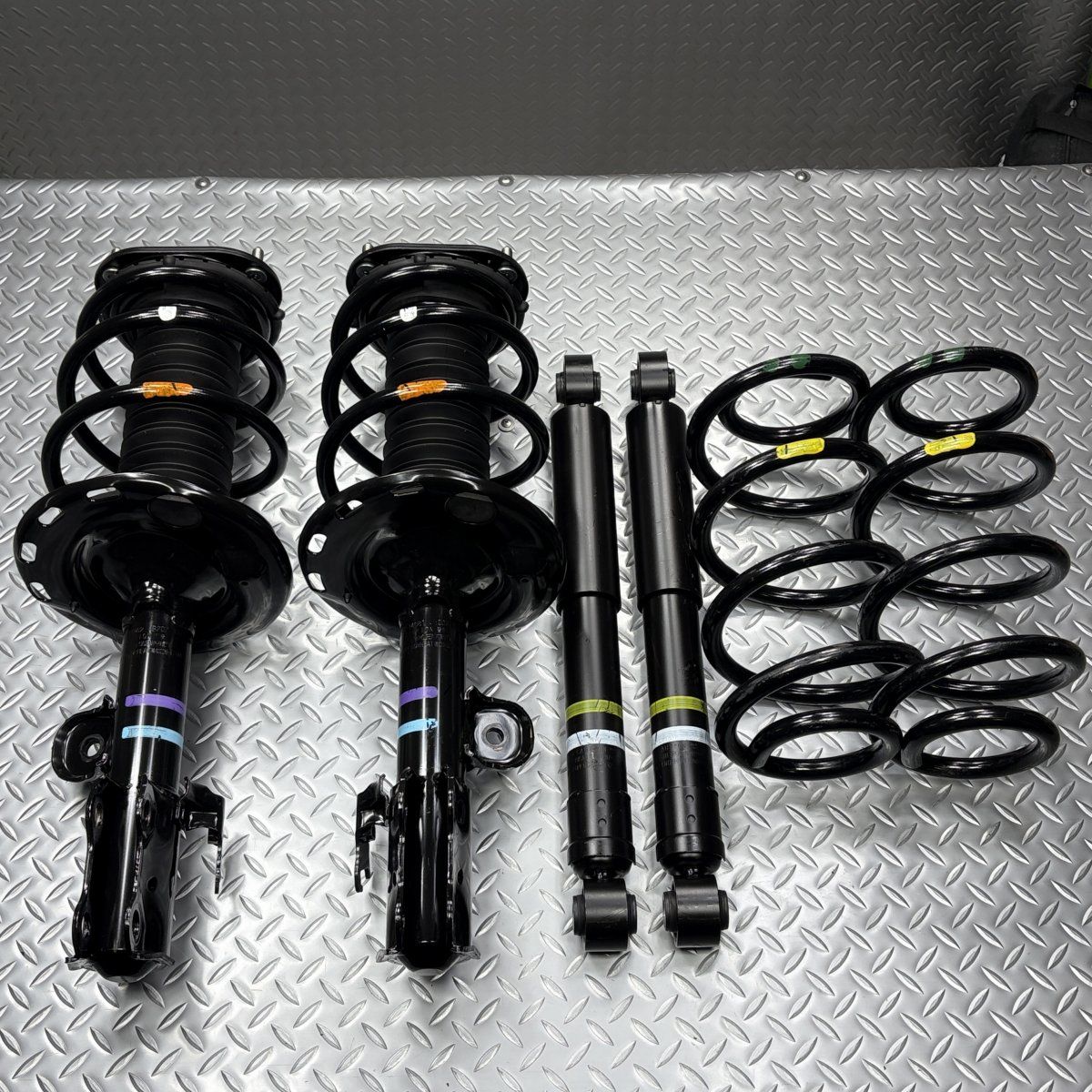 送料無料【美品】30系 アルファード/ヴェルファイア 後期 2WD 純正