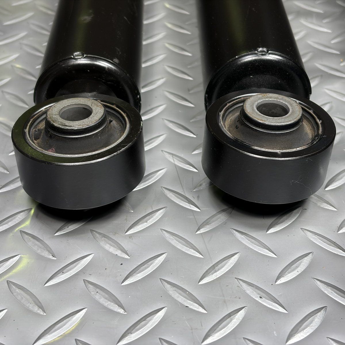 送料無料【美品】30系 アルファード/ヴェルファイア 後期 2WD 純正