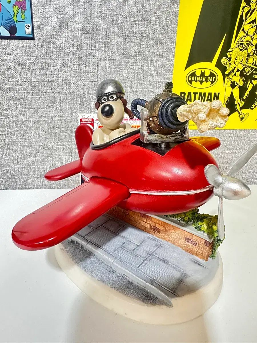 ウォレスとグルミット 限定モデル 飛行機 - メルカリ