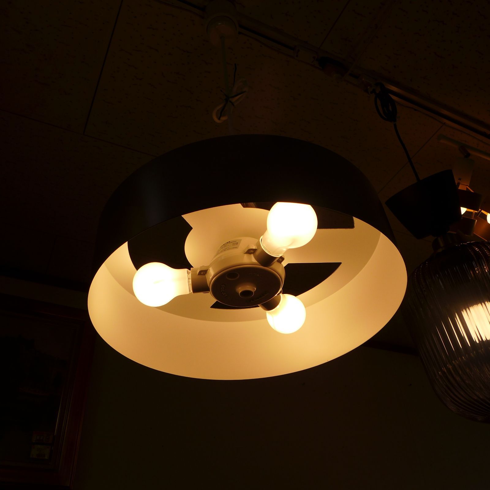 unicoウニコunicoシーリングライト オリカランプ 3バルブ 照明 中古品 ウニコ unico シーリングライト オリカランプ 3バルブ LED