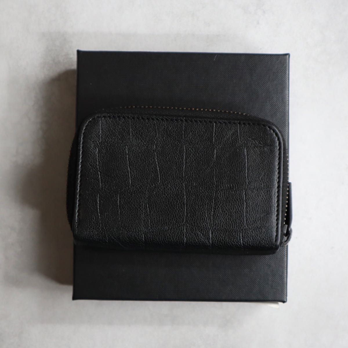 ✨極美品　付属品あり✨サンローラン　三つ折り　クロコ　カサンドラ　小銭入れ　黒 付属品完備】 YSL SAINT LAURENT サンローラン / エンボスクロコダイル