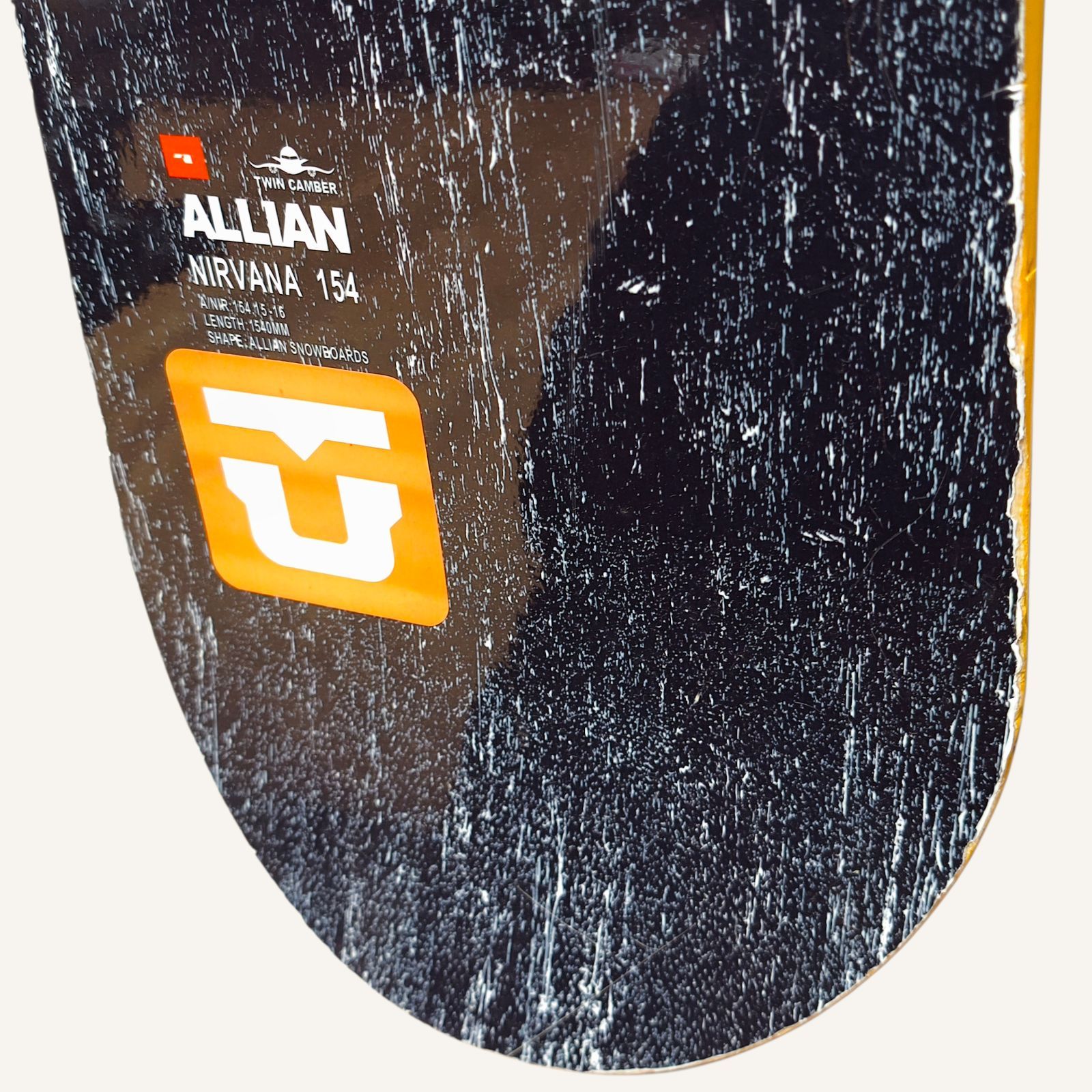 ALLIAN アライアン NIRVANA 154cm スノーボード ツインキャンバー