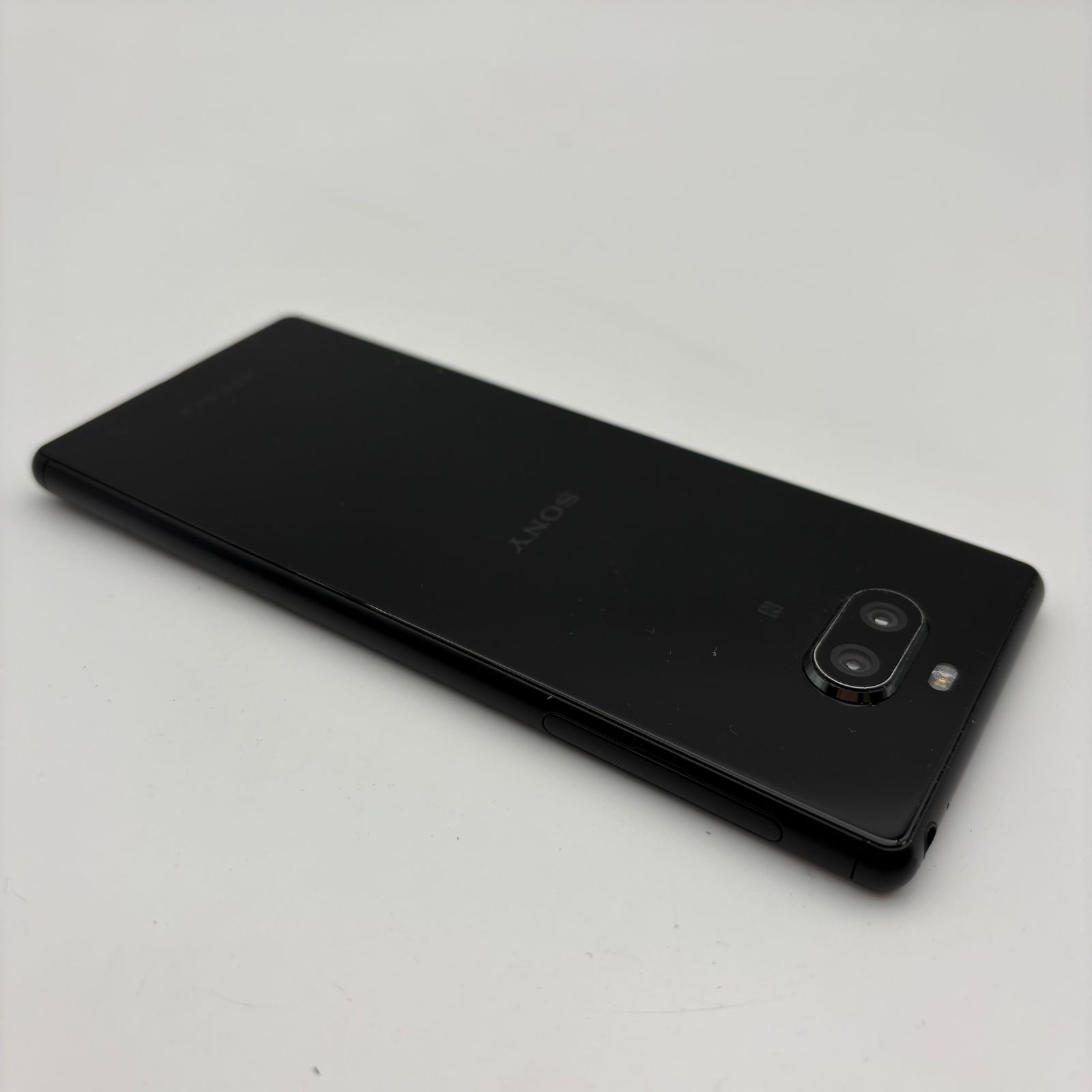 ジャンク】SONY XPERIA 8 64GB 902SO ブラック スマートフォン 本体