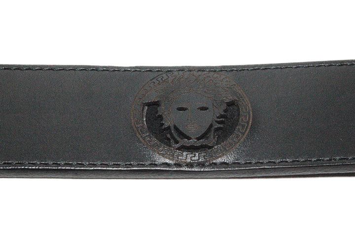 GIANNI VERSACE ジャンニ ヴェルサーチ メデューサ エンボス GV