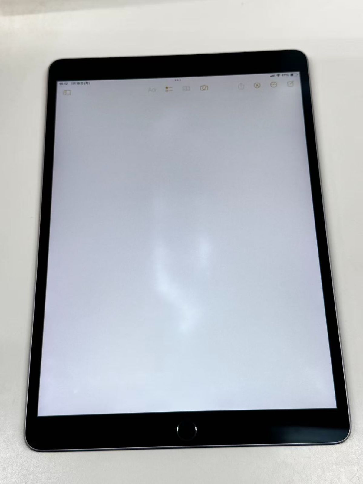 美品 電池87% SIMフリー iPad Pro 10.5インチ 512GB スペースグレイ