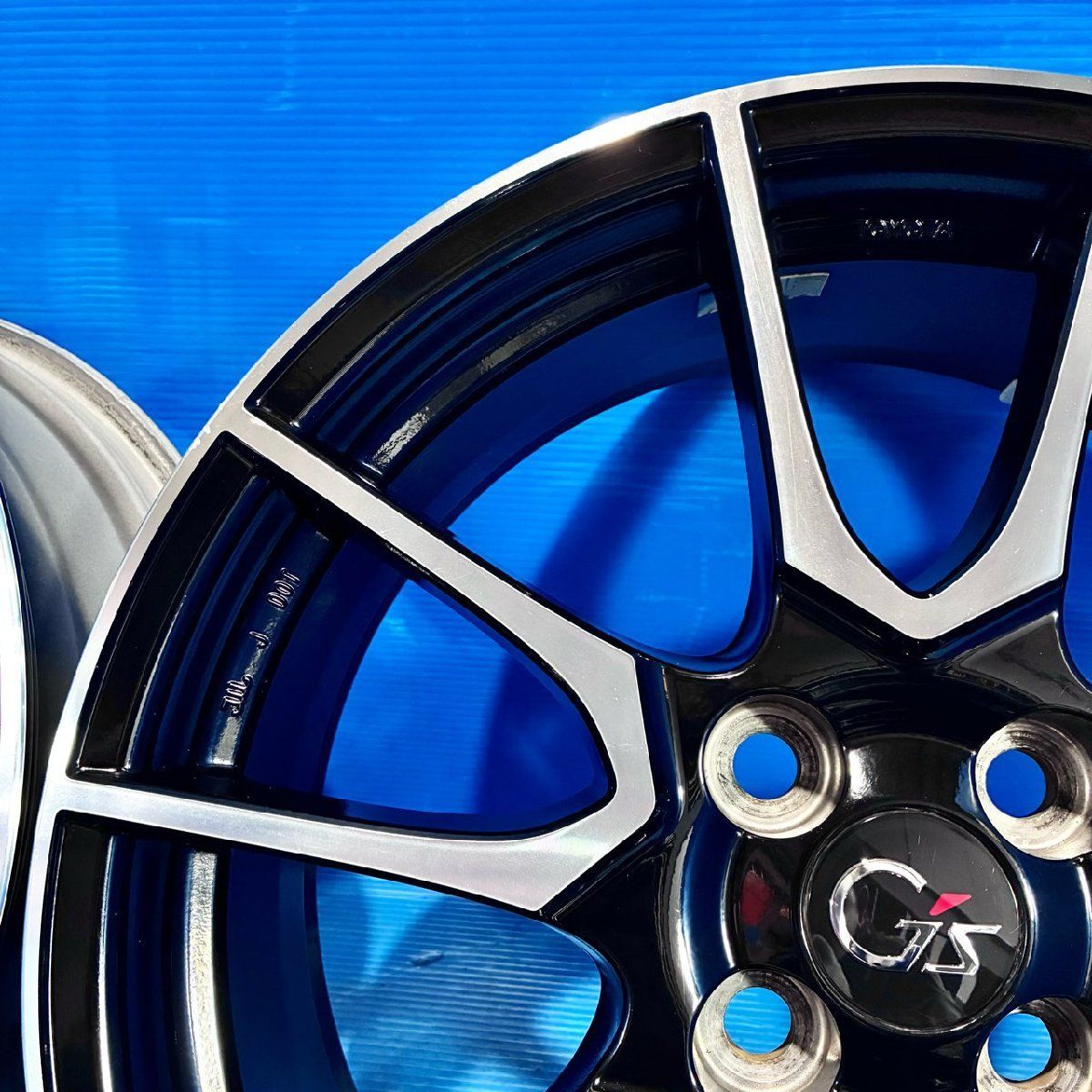 売切り トヨタ 10系 アクア G's 純正 17インチ 6.5J +41 4H PCD100