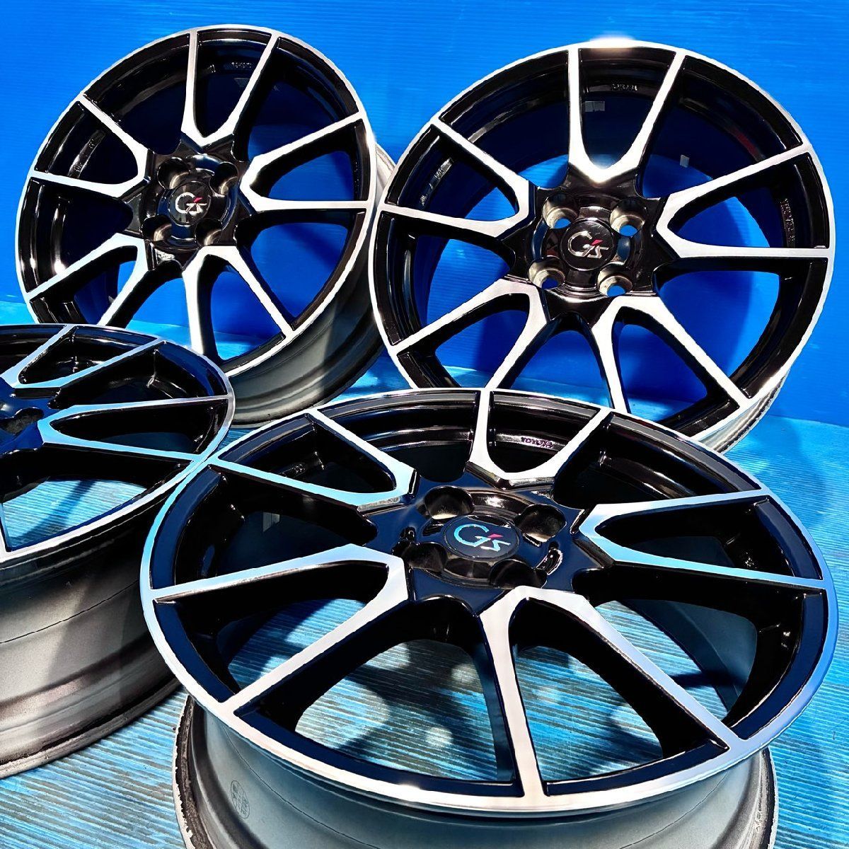 売切り トヨタ 10系 アクア G's 純正 17インチ 6.5J +41 4H PCD100