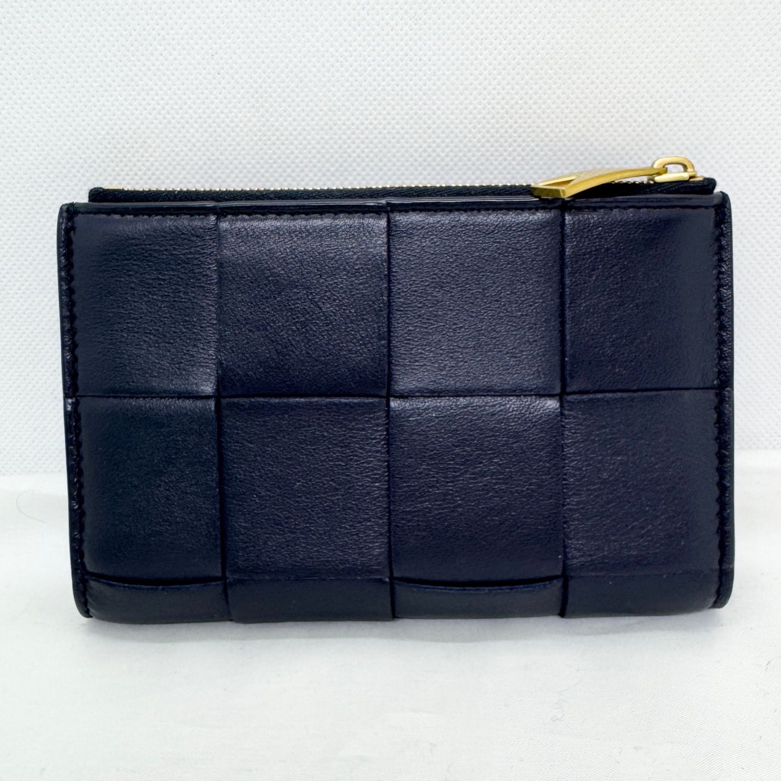 ボッテガヴェネタ 財布 マキシイントレチャート カセット ミディアム