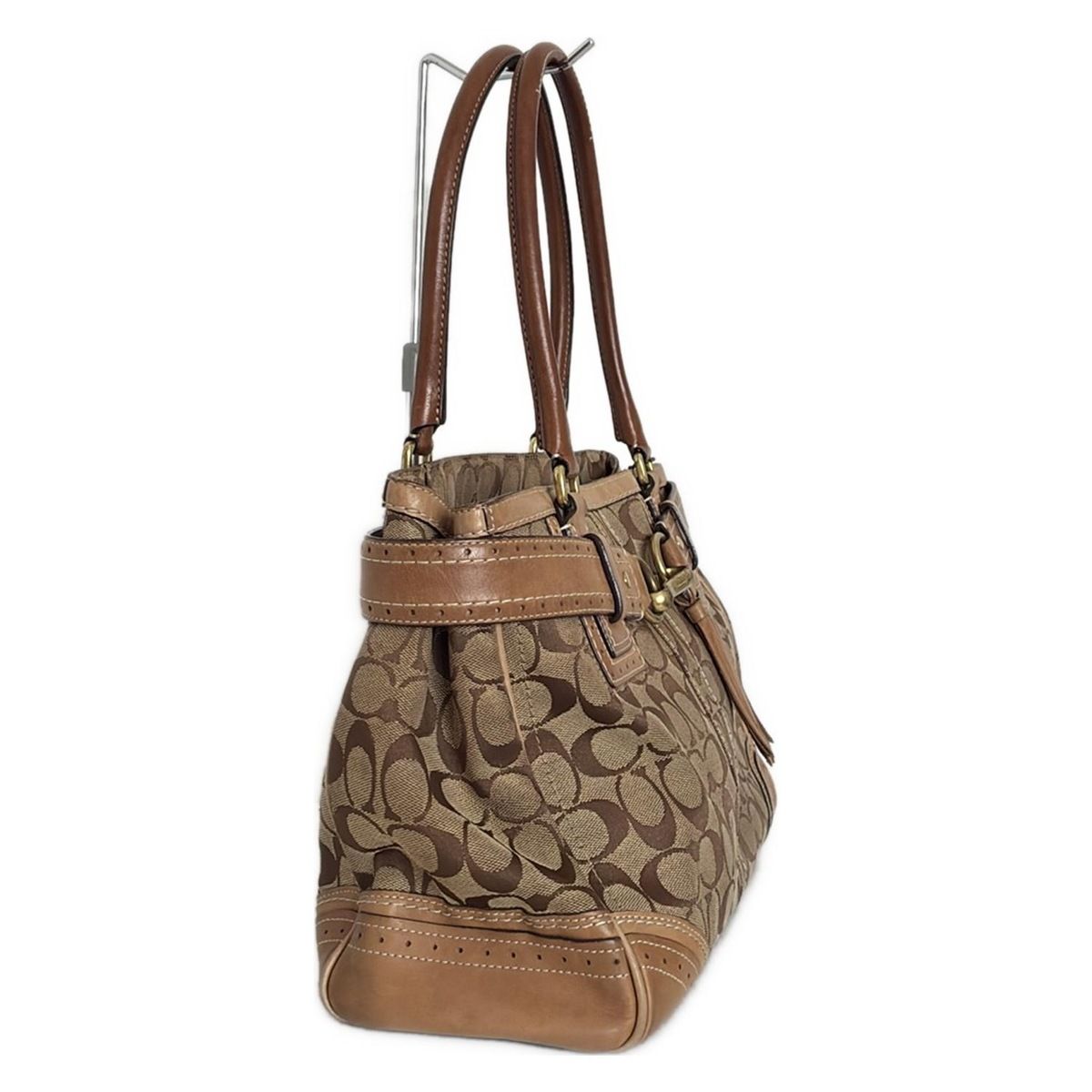 COACH(コーチ) ショルダーバッグ ハンプトンズシグネチャーラージ 