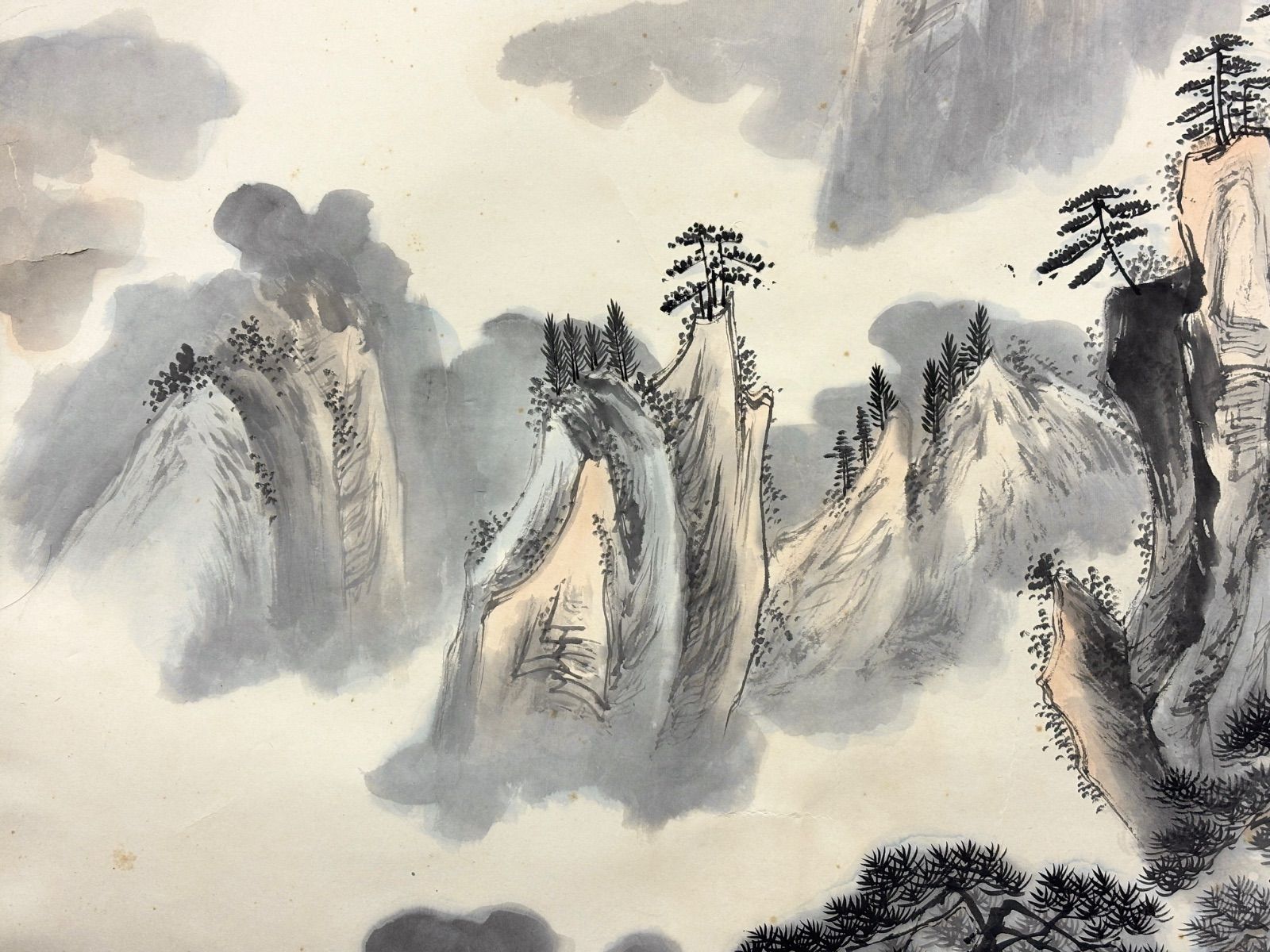 掛軸 M.65 高岫雲 山と松の図 落款印あり ＃茶掛＃古美術 #骨董品