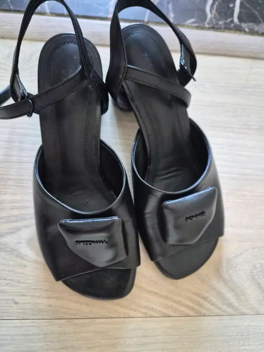 SUECOMMA BONNIE シューコンマボニー 靴