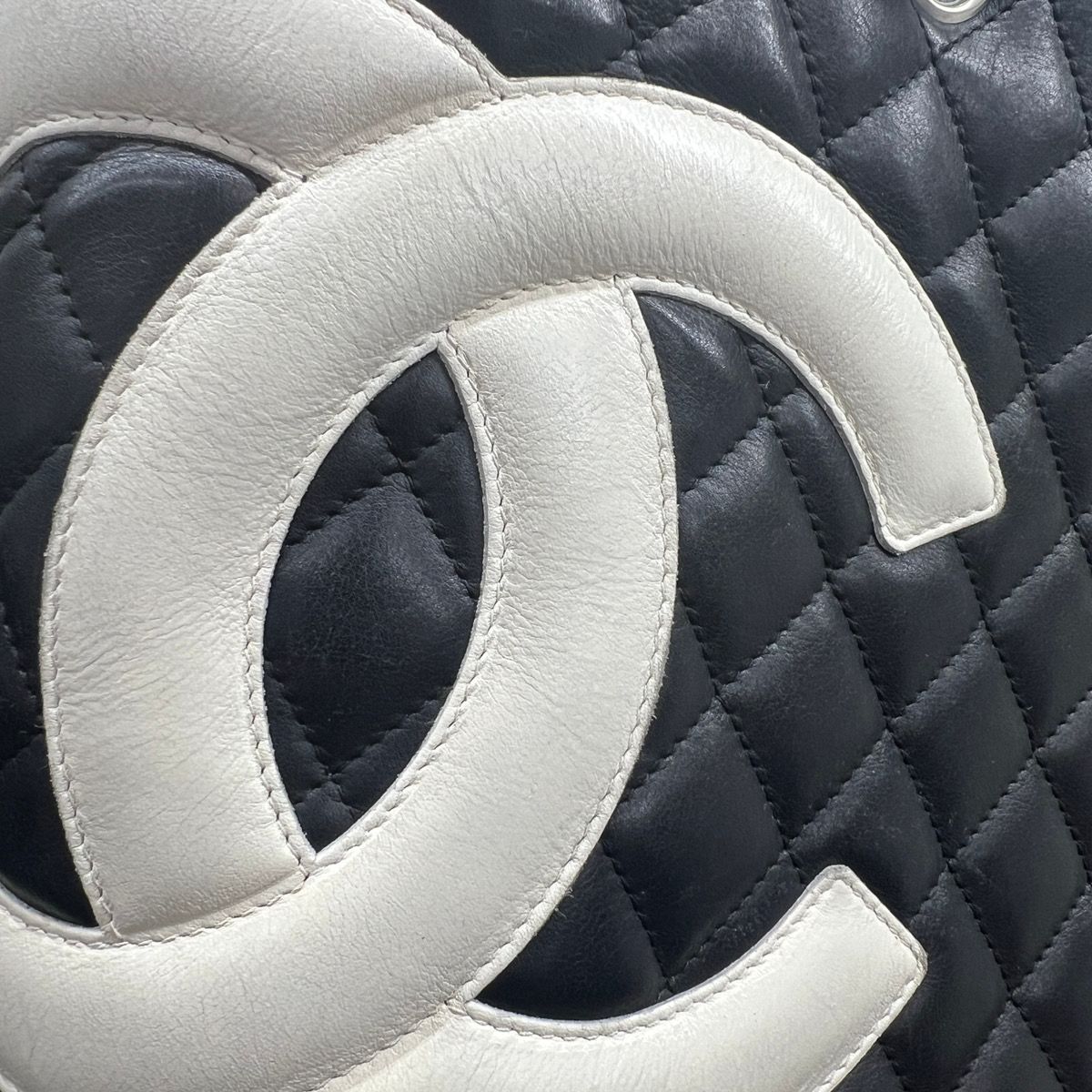CHANEL シャネル カンボンライン ラージトート 白 ハンドバッグ シャネル CHANEL ショルダー トートバッグ カンボンライン ラージ