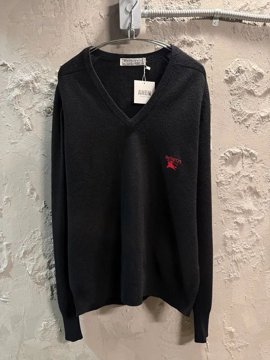 バーバリー ブリティッシュ ラムウール Vネック ニット ブラック 44