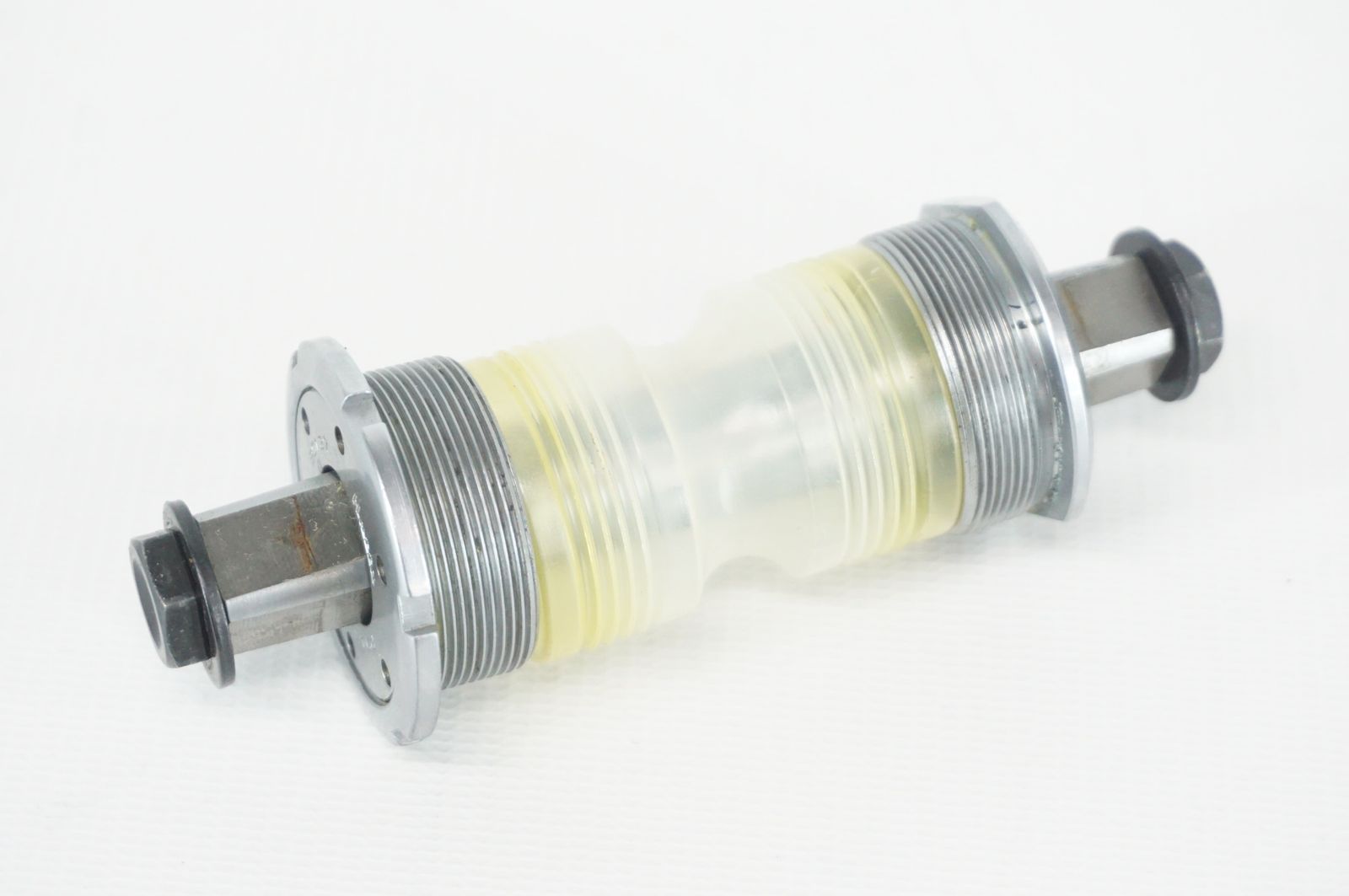 HATTA 「ハッタ」 R9400 NJS 110mm ボトムブラケット / バイチャリ阪急