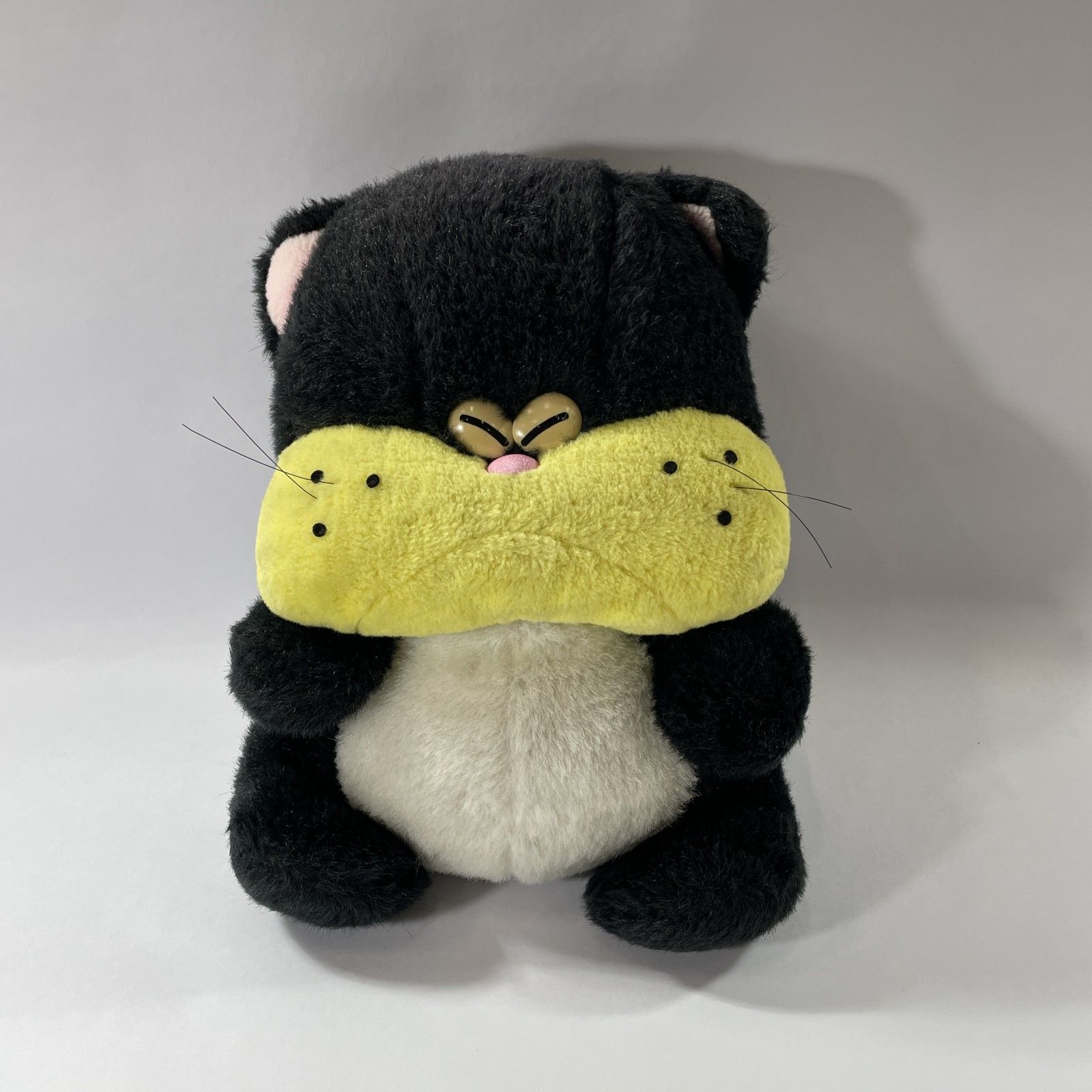 セキグチ　猫　ぬいぐるみ　昭和レトロ セキグチ 猫 ぬいぐるみ 昭和レトロ - メルカリ