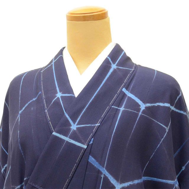 【三花】未使用品　袷　紬　更紗　染め　正絹　着物　リユース 三花】未使用品 袷 紬 更紗 染め 正絹 着物 リユース 染紬 更紗文様 華