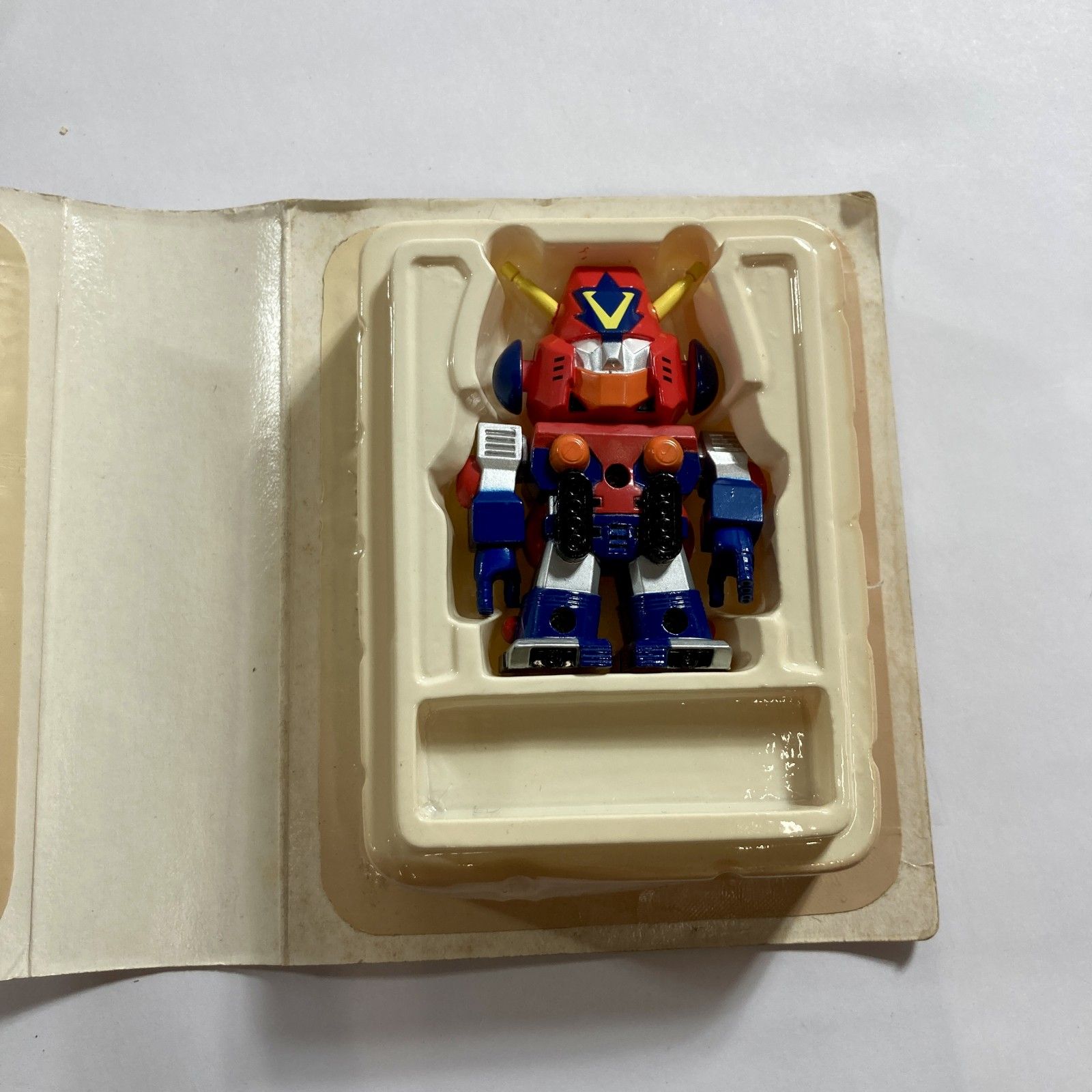 横山光輝フィギュアキーホルダー&鋼鉄合金ロボミニフィギュア付き