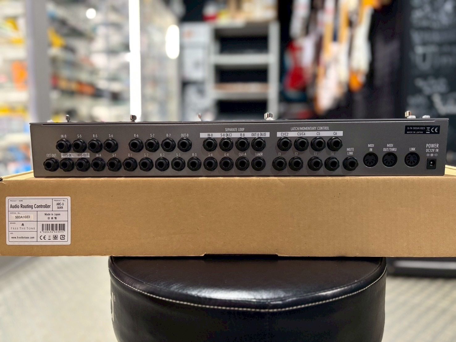 FREE THE TONE / ARC-3 SILVER プログラマブルスイッチャー - メルカリ