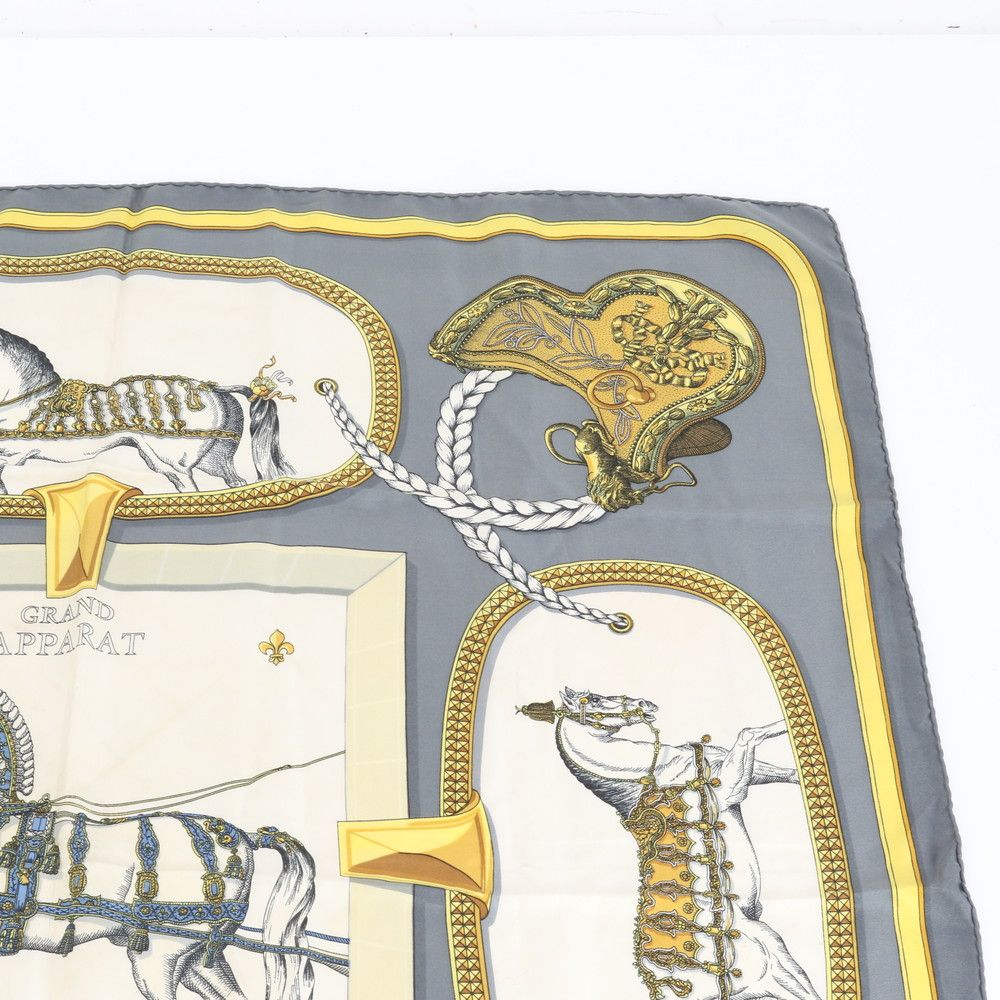 美品 エルメス タグ付 カレ 90 GRAND APPARAT 盛装の馬 スカーフ