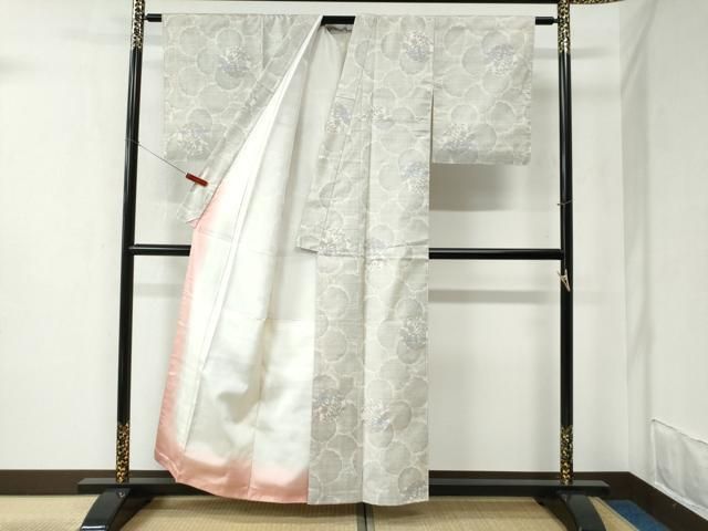 平和屋着物○本場大島紬 白大島 9マルキ 草花文 正絹 逸品 CABC6518yc