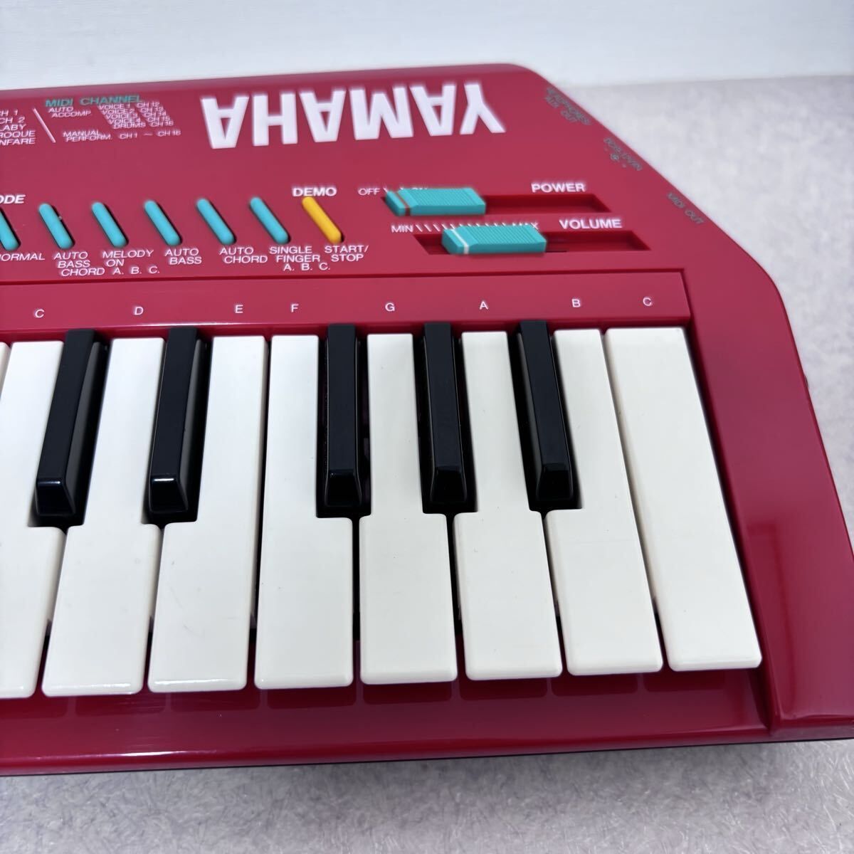 □ 【綺麗】YAMAHA SHS-10R ショルキー レッド ショルダーキーボード □ 【綺麗】YAMAHA SHS-10R ショルキー レッド ショルダーキーボード