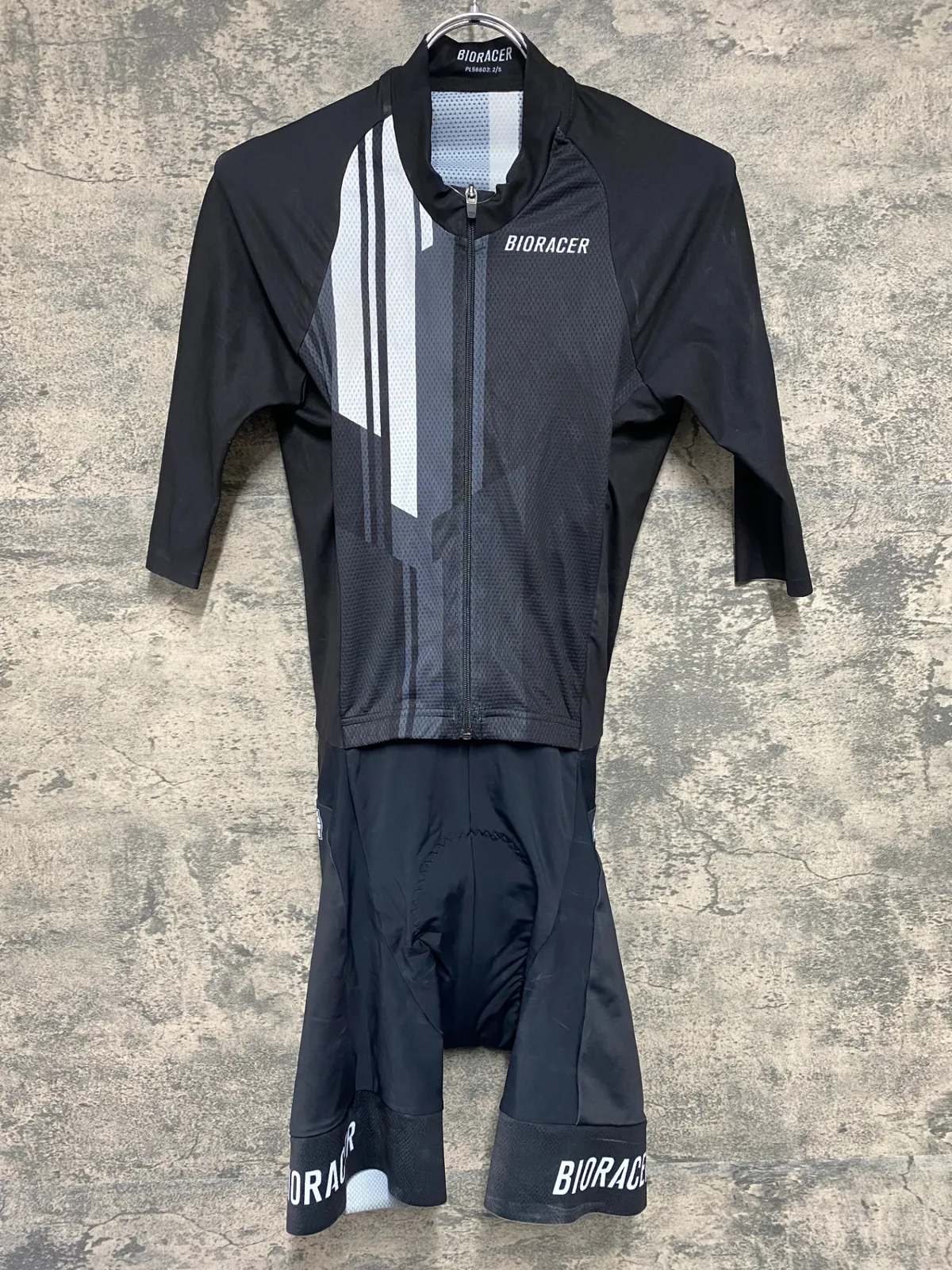 2026年最新】ビオレーサー ワンピースの人気アイテム - メルカリ