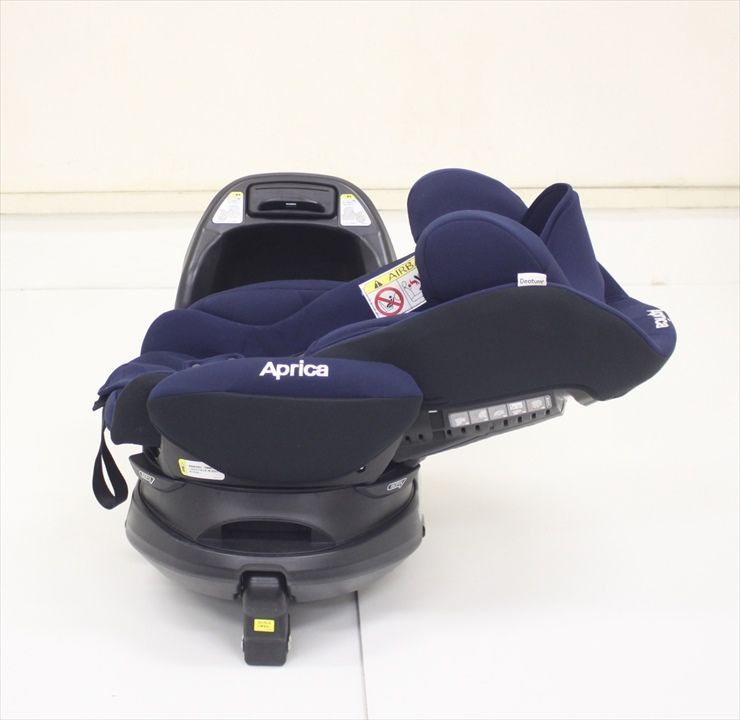 クリーニング済　☆美品☆　新生児　アップリカ　ディアターン　プラス　ISOFIX アップリカ ディアターン プラス ISOFIX AB ネイビー（新生児