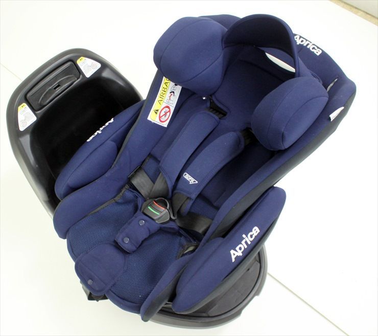 クリーニング済☆綺麗☆　新生児OK　アップリカ　ディアターン　プラス　プレミアム 割引 クリーニング済 ☆美品☆新生児 アップリカ フラディアグロウ