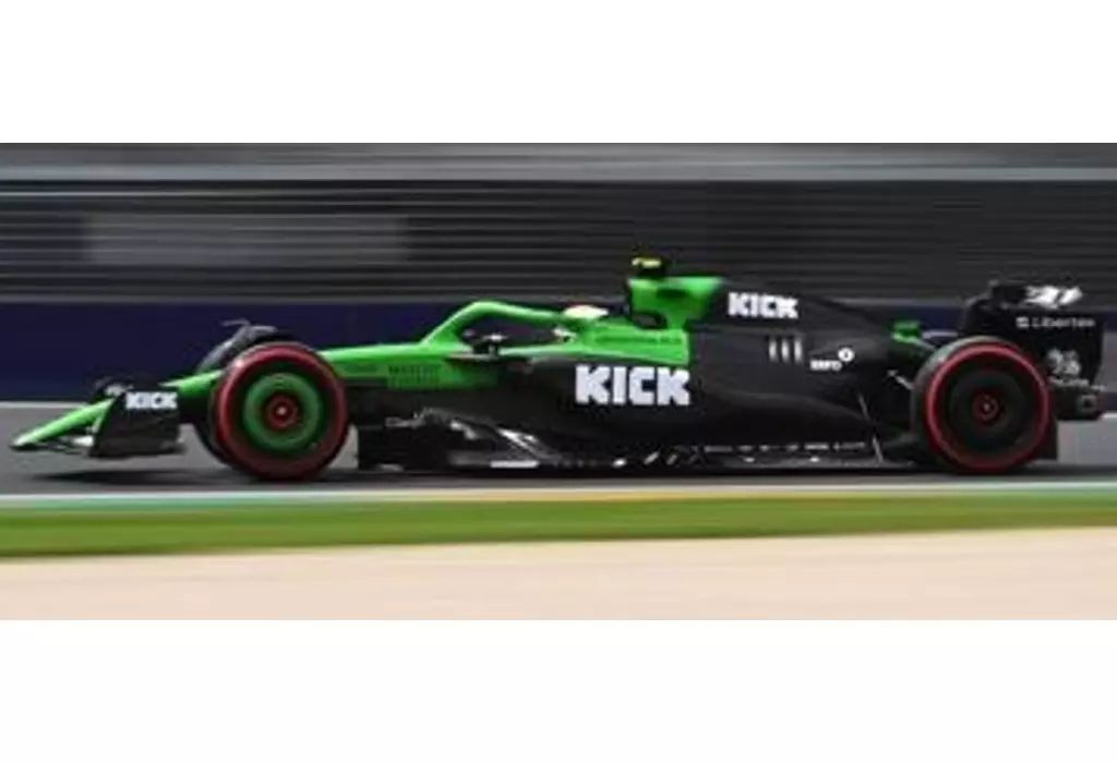 新品】ミニカー 1/43 Kick Sauber Stake F1 Team Kick Sauber