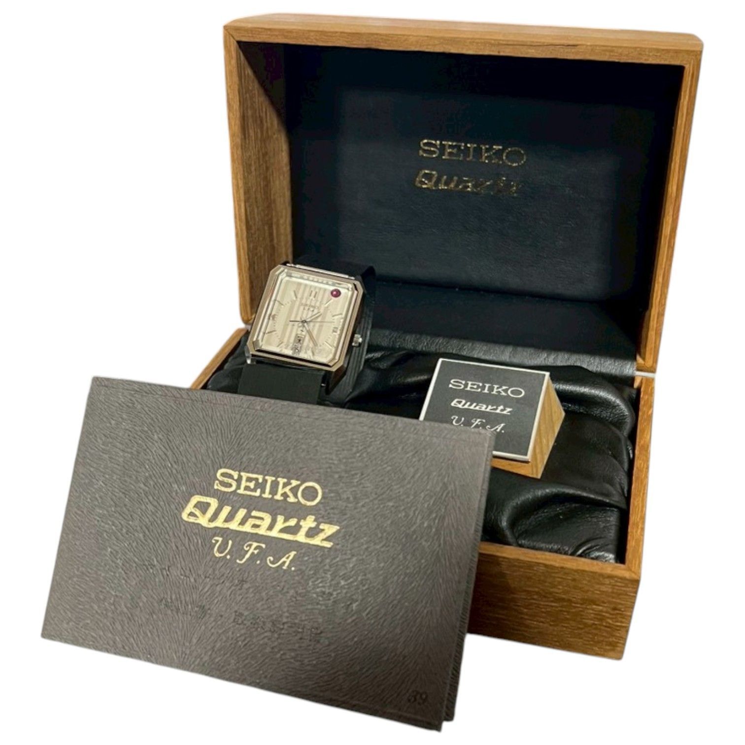 SEIKO VFA 3923-5020 クォーツ式 腕時計 セイコー ビンテージ品 不動