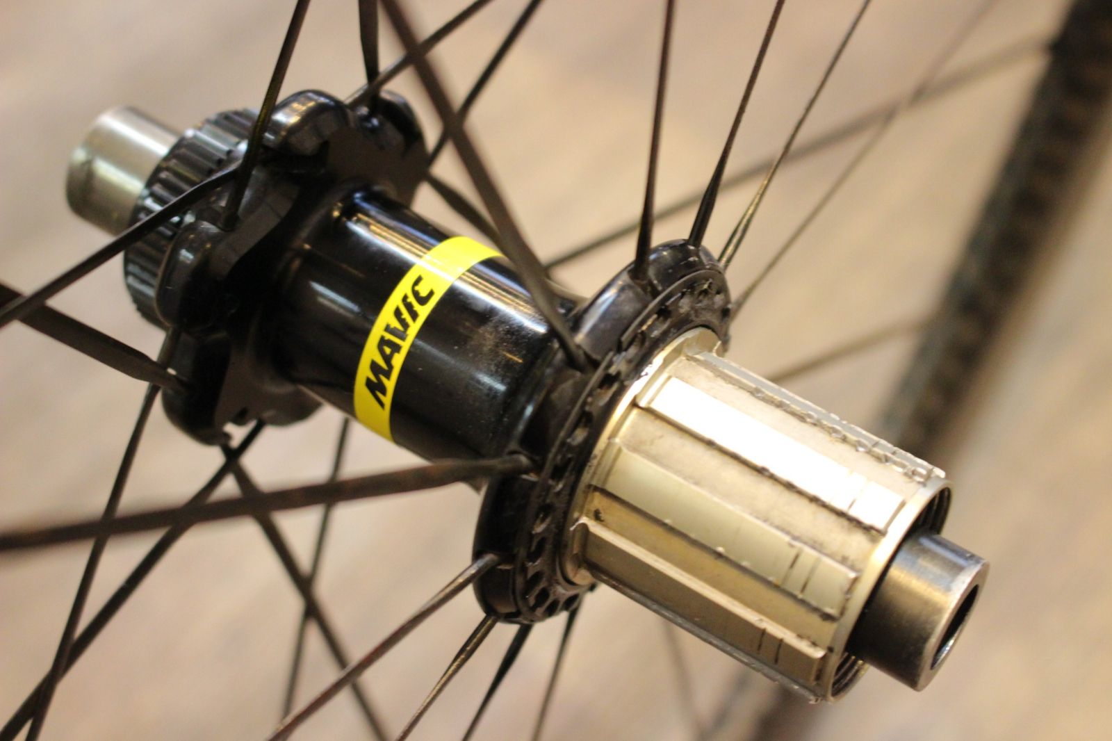 マヴィック MAVIC コスミック COSMIC PRO CARBON DISC アルミ/カーボン