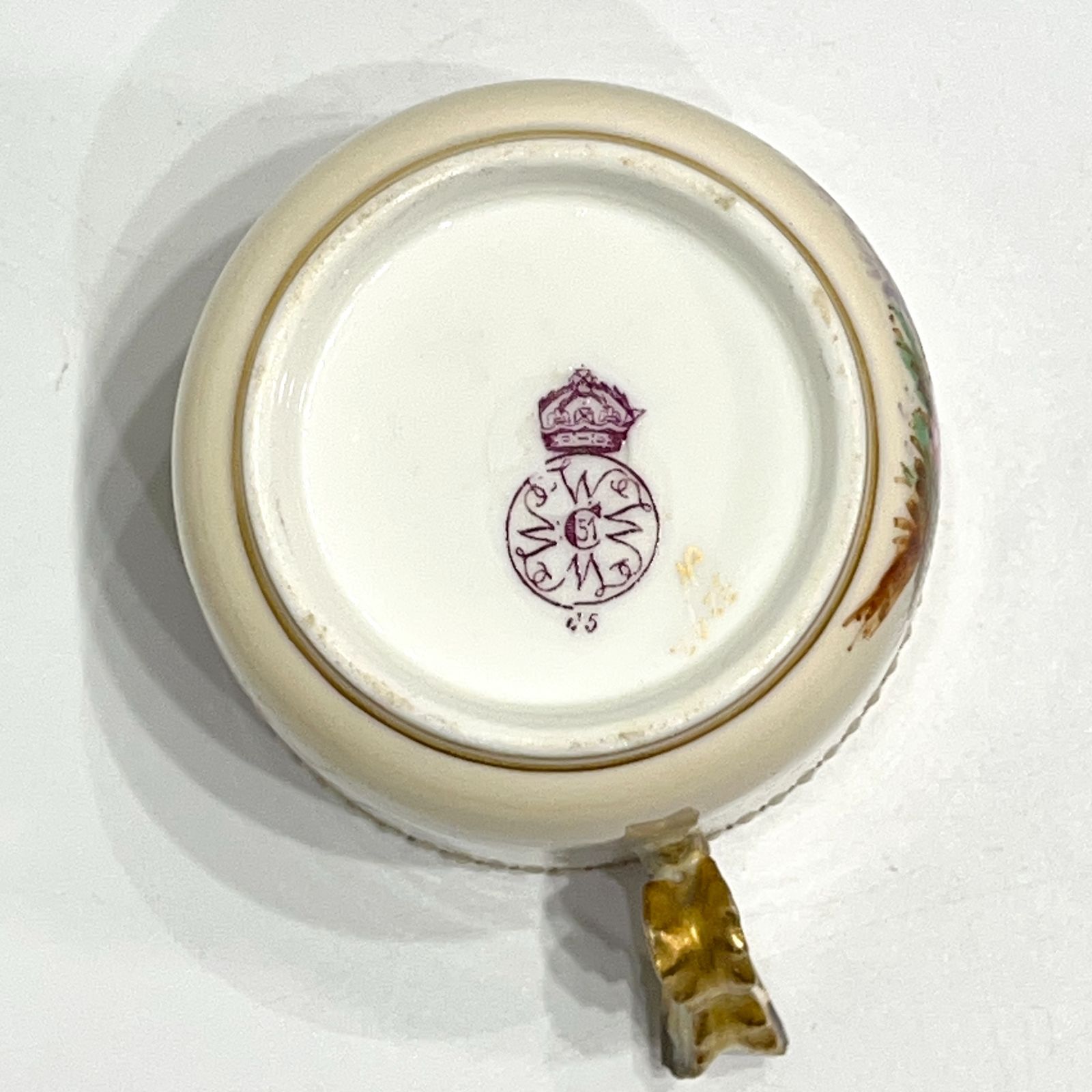 バタフライハンドルのコーヒーカップ