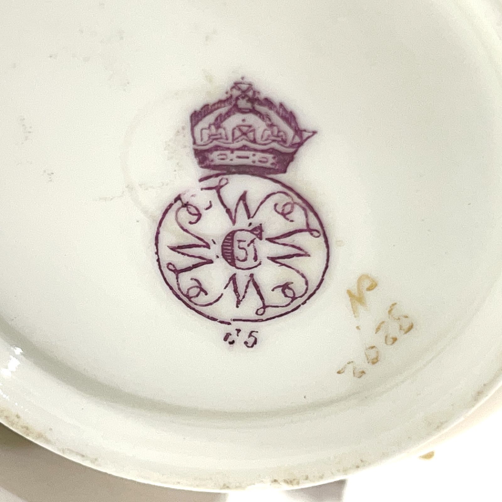 ロイヤルウースター バタフライハンドルのコーヒーカップ