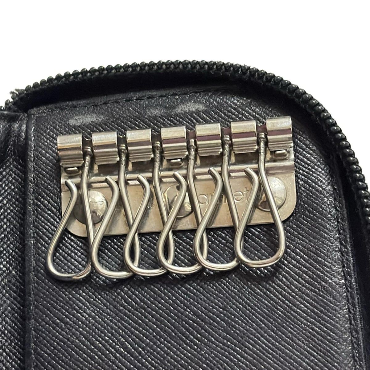 PRADA(プラダ) キーケース - 黒 6連フック/ラウンドファスナー レザー