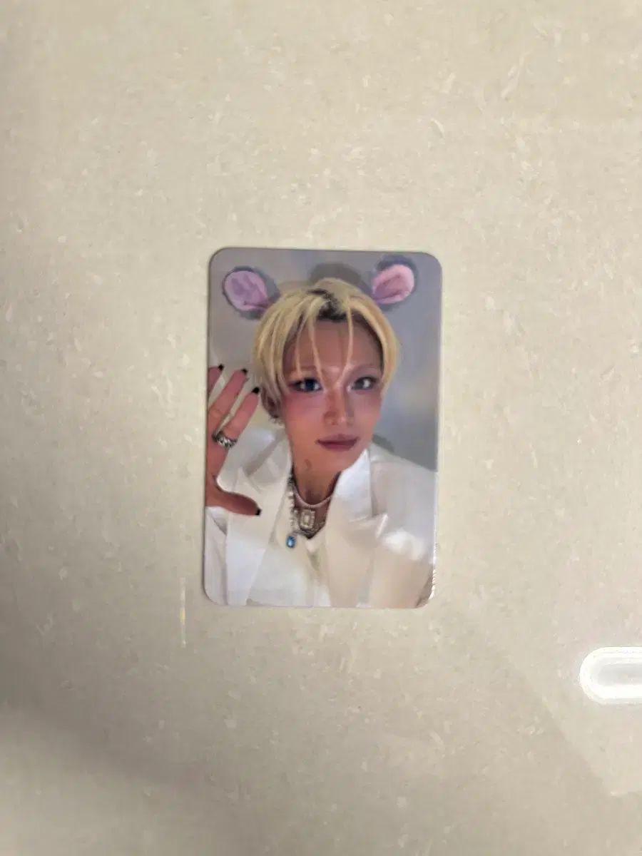 エクスLOVE XLOV ジャンプUP 未公開トレカ ジュディ ver ヒョン - メルカリ