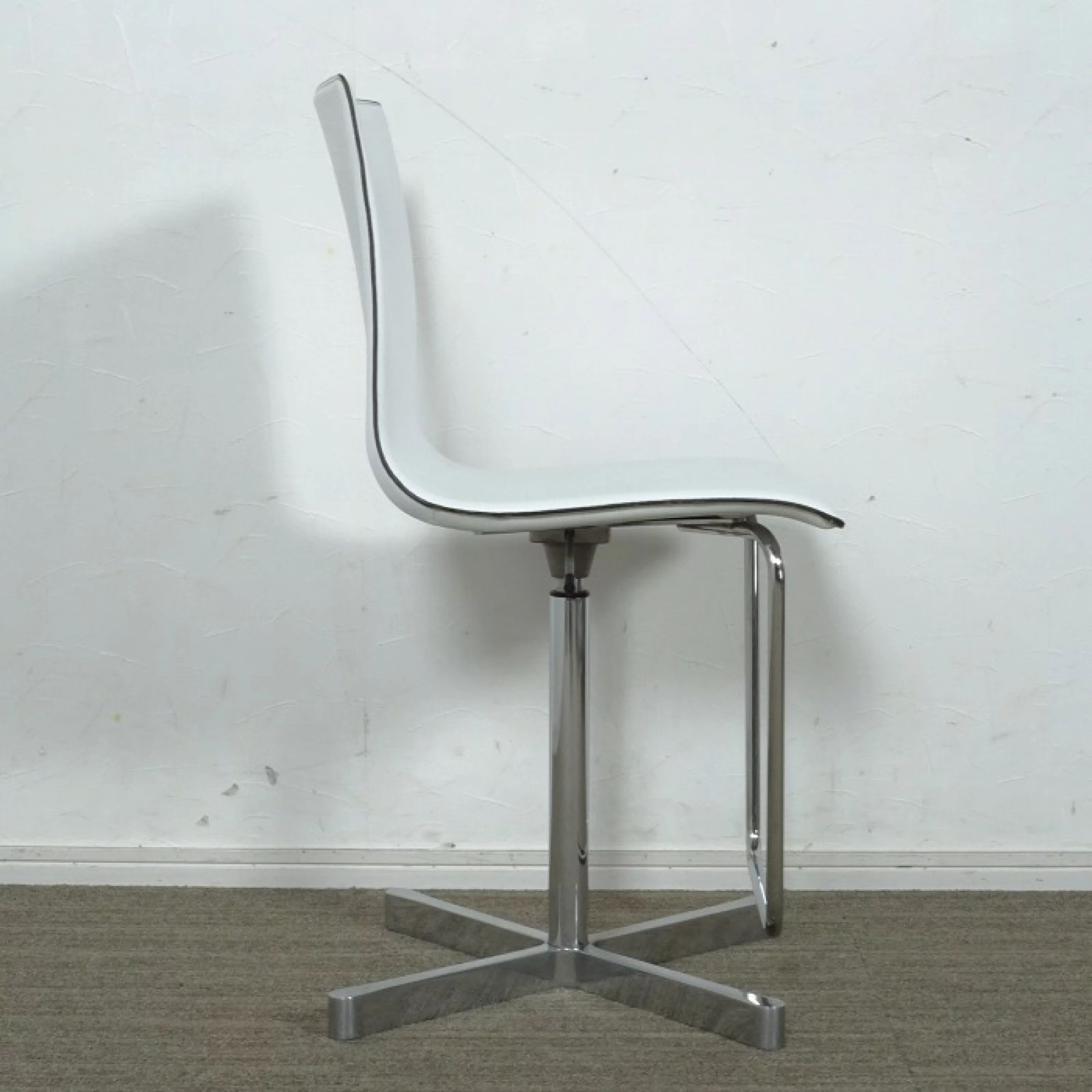 ◾︎SELUNO◾︎ 【展示良品】Cassina ixc. カッシーナイクスシー