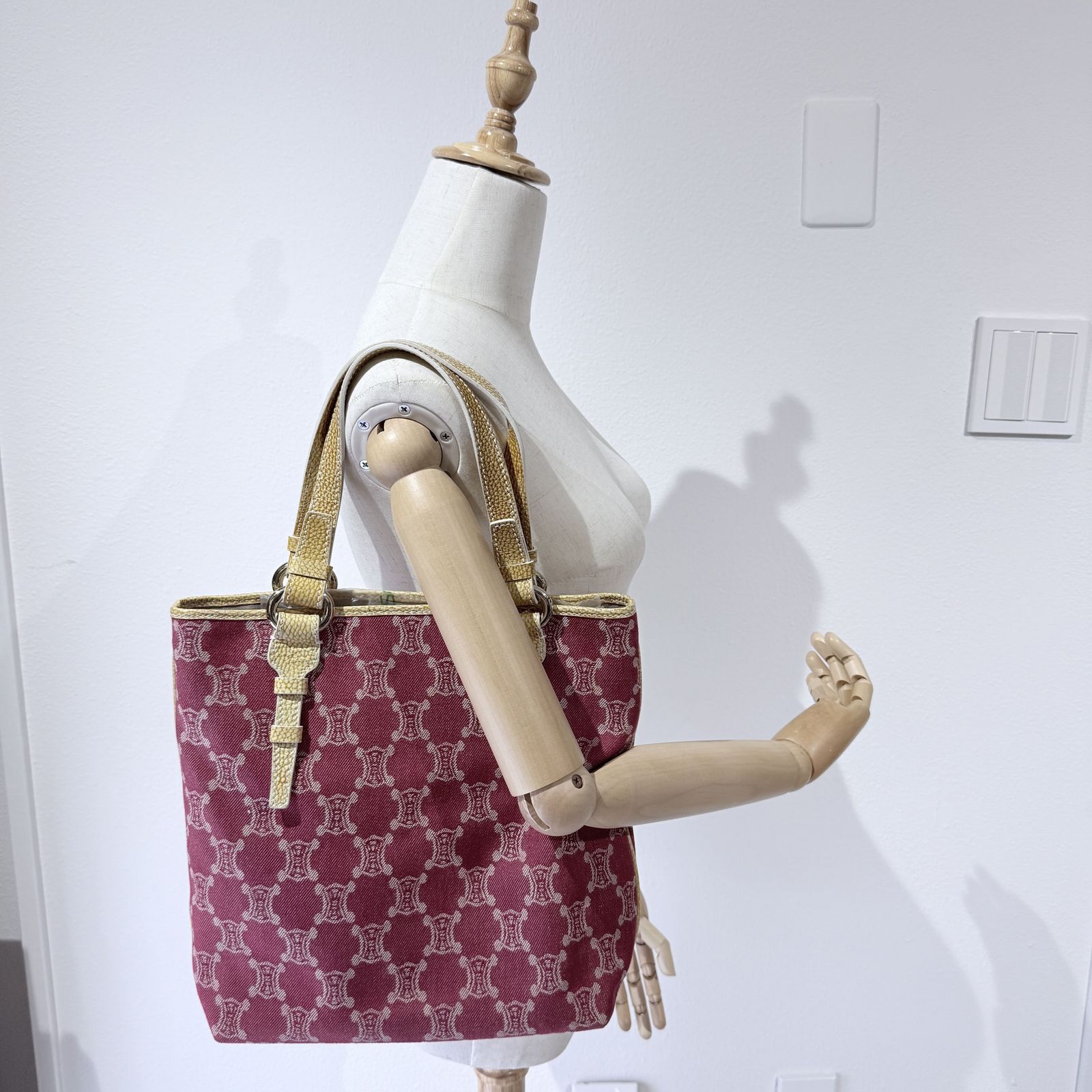 CELINE（セリーヌ）マカダム トートバッグ キャンバス レッド系 レザー