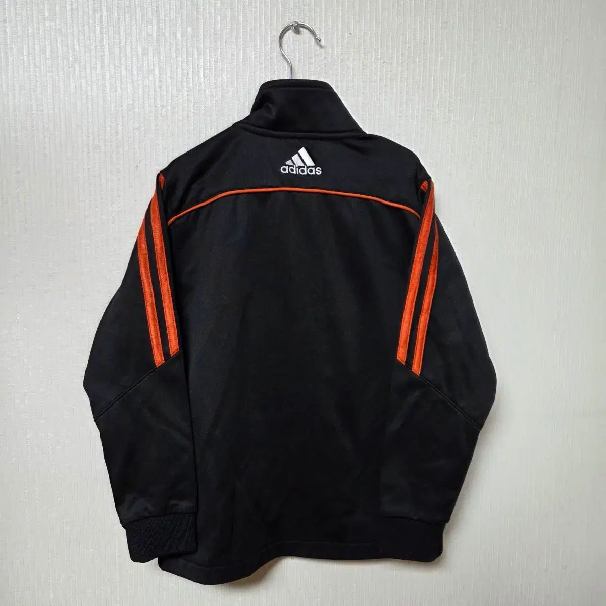 アディダス ブラック 起毛 ジップアップ 120