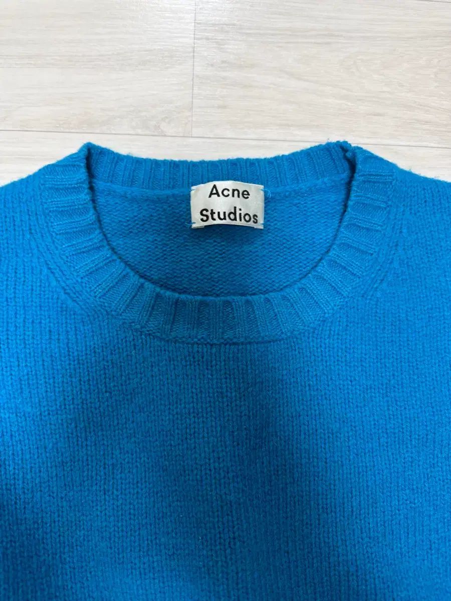 【はなこメリカリ】ACNE ニット　セーター Acne Studios クルーネックセーター 21AW - メルカリ