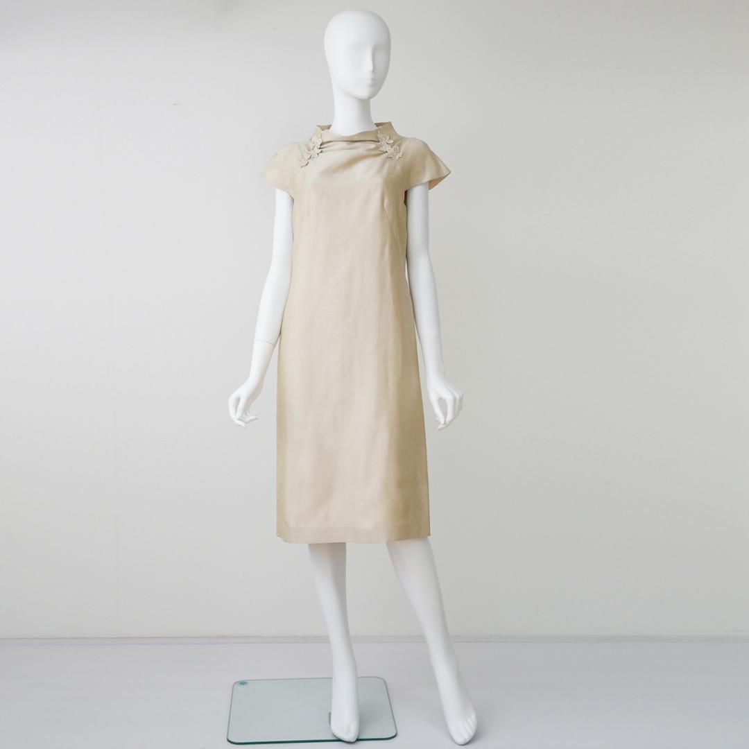 ◎当日発送可能【新品未使用】マリココウガ　東京ソワール　ワンピースドレス♯ ♪ 当日発送可能！東京ソワール マリココウガ ミディドレス 9号相当